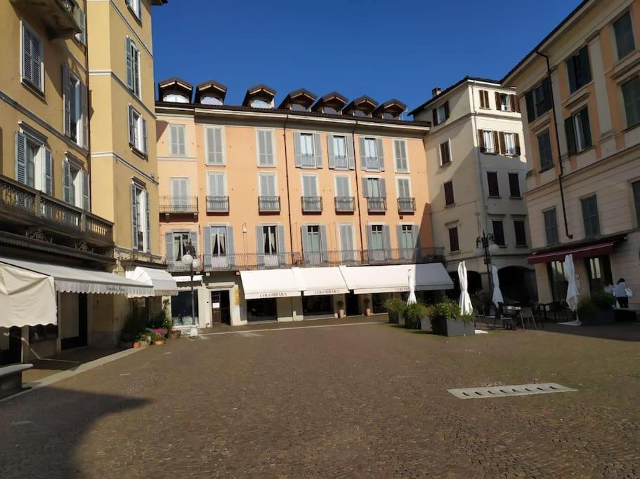 Appartamento Le Rondini Nel Centro Di Intra Kültér fotó